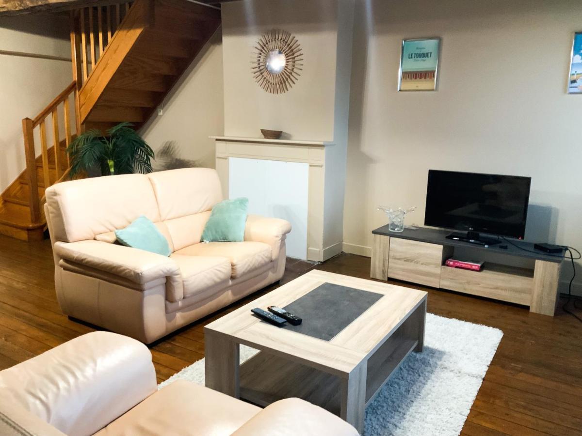 Grand Appartement Idealement Situe 7 Places Desvres Zewnętrze zdjęcie
